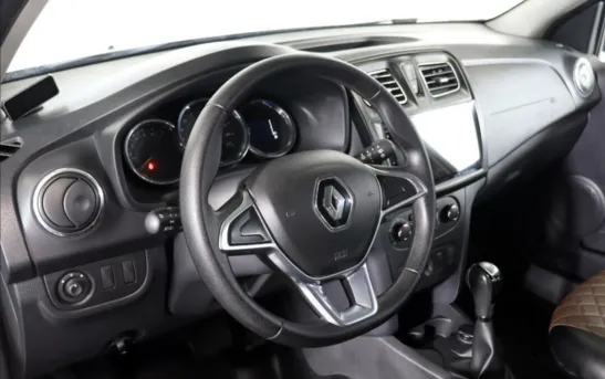 Renault Sandero 1.60 автоматическая, фото №5