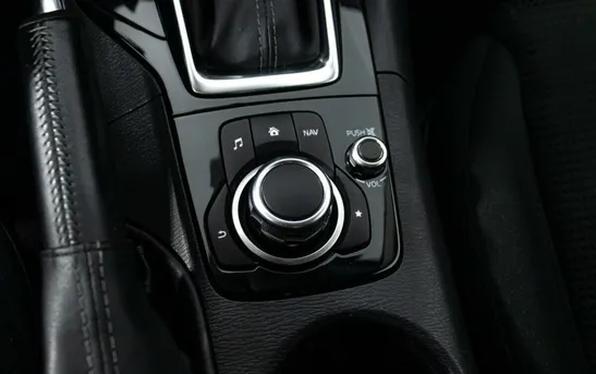 Mazda 3 1.50 автоматическая, фото №12