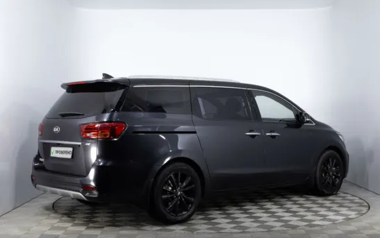 Kia Carnival 2.20 автоматическая, фото №2