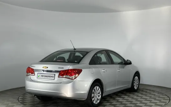 Chevrolet Cruze 1.60 механика, фото №2