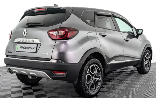 Renault Kaptur 1.30 вариатор, фото №2