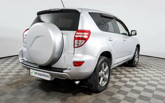 Toyota RAV4 2.00 вариатор, фото №2