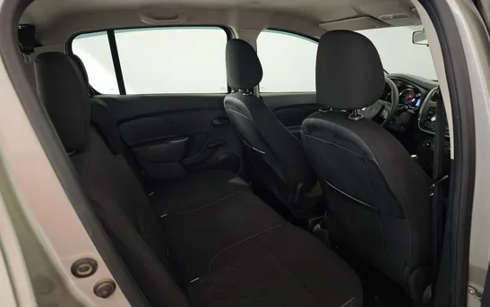 Renault Sandero 1.60 автоматическая, фото №9