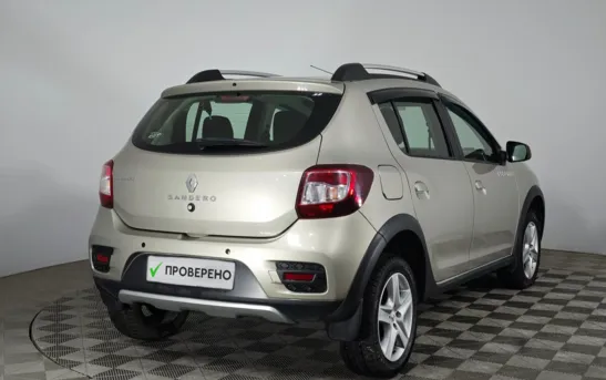 Renault Sandero 1.60 автоматическая, фото №2