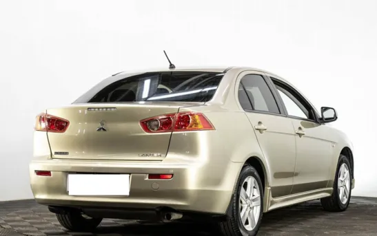 Mitsubishi Lancer 2.00 механика, фото №2