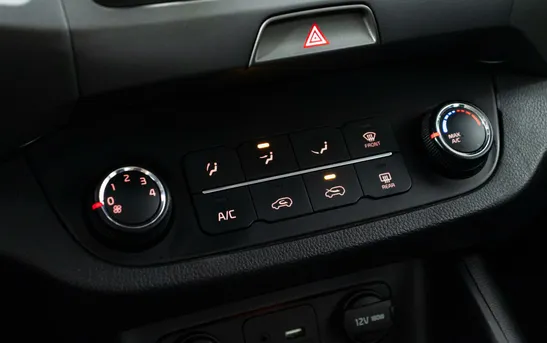 Kia Sportage 2.00 механика, фото №10