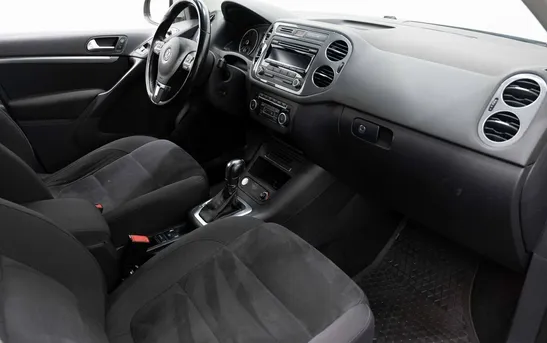 Volkswagen Tiguan 2.00 автоматическая, фото №5