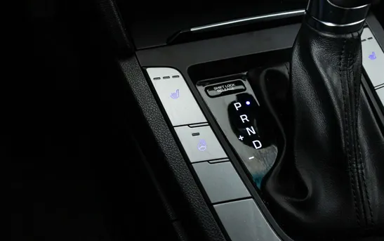 Hyundai Elantra 2.00 автоматическая, фото №13