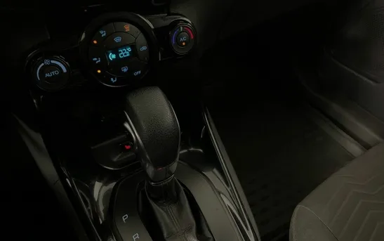 Ford Fiesta 1.60 робот, фото №11