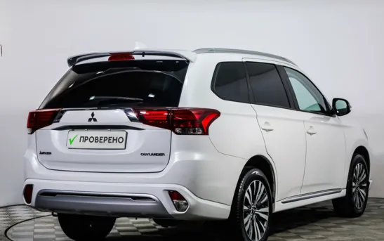 Mitsubishi Outlander 2.00 вариатор, фото №2