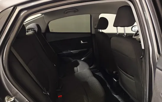 Kia Rio 1.60 автоматическая, фото №7