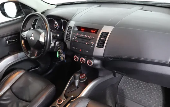 Mitsubishi Outlander 2.00 вариатор, фото №5
