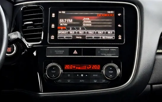 Mitsubishi Outlander 2.00 вариатор, фото №9