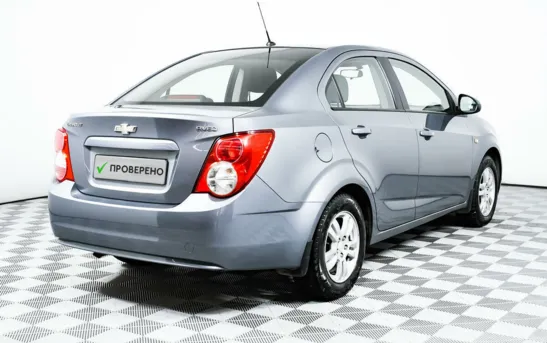 Chevrolet Aveo 1.60 автоматическая, фото №2