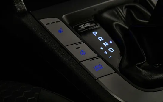 Hyundai Elantra 2.00 автоматическая, фото №12