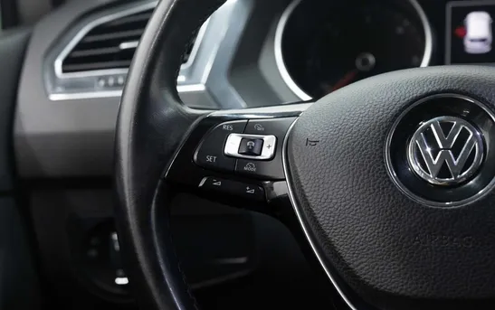 Volkswagen Tiguan 2.00 робот, фото №12