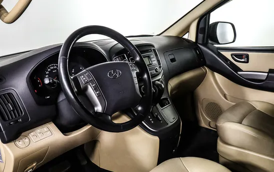Hyundai H-1 2.50 автоматическая, фото №8