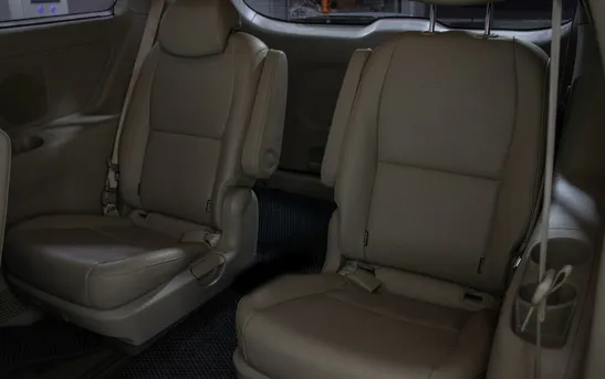 Kia Carnival 2.20 автоматическая, фото №8