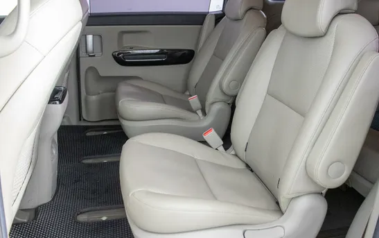 Kia Carnival 2.20 автоматическая, фото №6