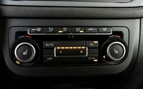 Volkswagen Tiguan 2.00 автоматическая, фото №14