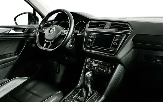 Volkswagen Tiguan 2.00 робот, фото №6