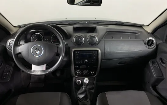Renault Duster 2.00 механика, фото №6