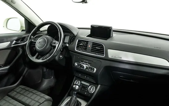 Audi Q3 2.00 робот, фото №5