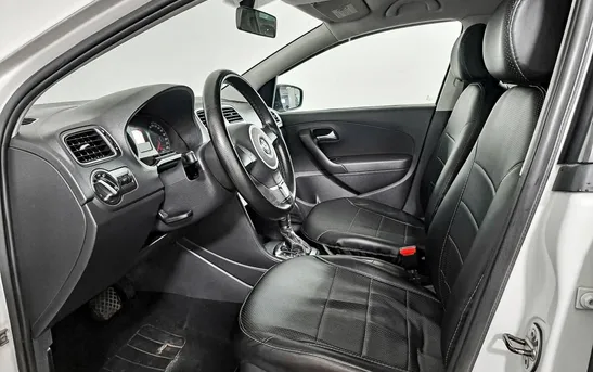 Volkswagen Polo 1.60 автоматическая, фото №8