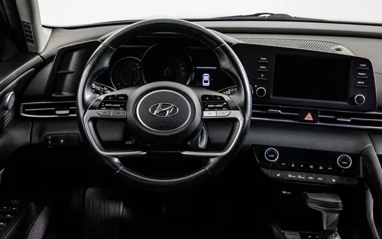 Hyundai Elantra 2.00 автоматическая, фото №8