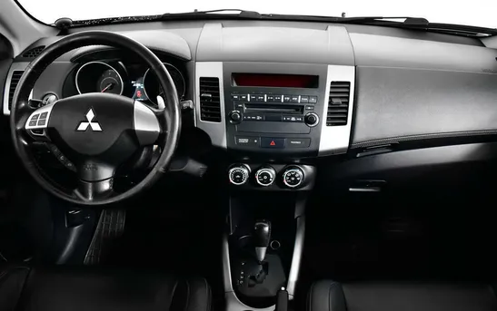 Mitsubishi Outlander 2.40 вариатор, фото №5