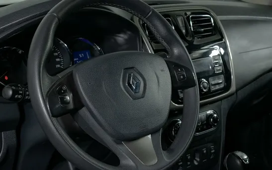 Renault Sandero 1.60 автоматическая, фото №5