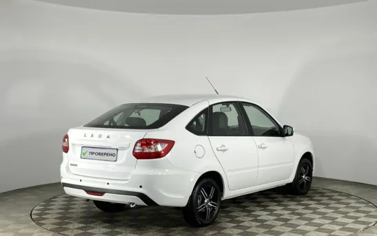 Lada (ВАЗ) Granta 1.60 механика, фото №2