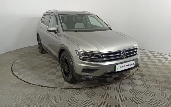 Volkswagen Tiguan 2.00 робот, фото №3