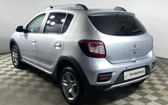 Renault Sandero 1.60 автоматическая, фото №4