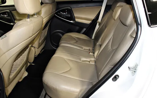 Toyota RAV4 2.00 вариатор, фото №6