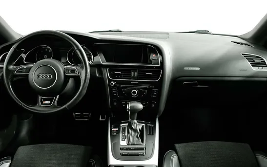 Audi A5 2.00 робот, фото №7