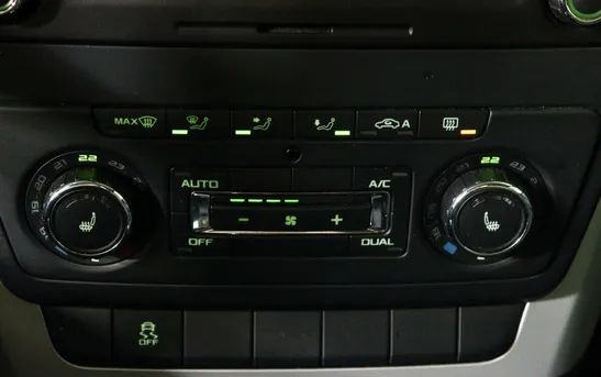 Skoda Yeti 1.40 робот, фото №9