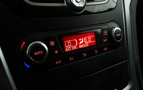 Ford Mondeo 2.30 автоматическая, фото №7