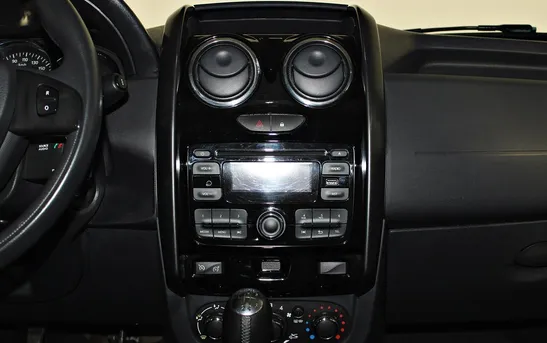 Renault Duster 2.00 механика, фото №7