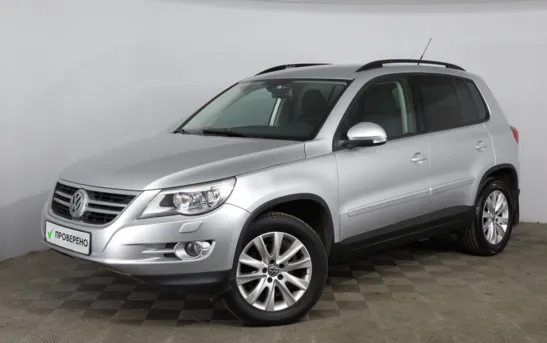 Volkswagen Tiguan 2.00 автоматическая, фото №1