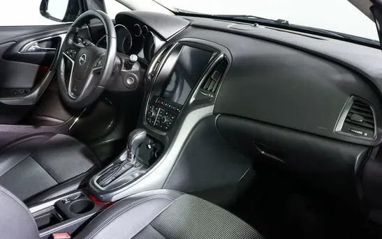 Opel Astra 1.40 автоматическая, фото №5