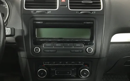 Volkswagen Golf 1.40 робот, фото №8