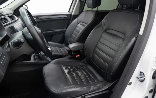 Renault Arkana 1.30 вариатор, фото №5