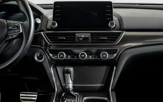 Honda Accord 1.50 вариатор, фото №7