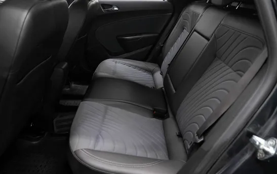 Opel Astra 1.40 автоматическая, фото №7