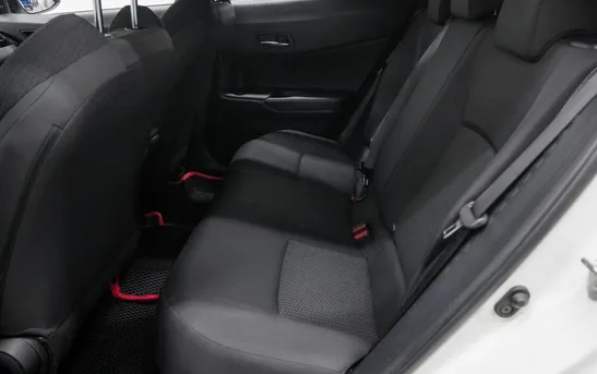 Toyota C-HR 2.00 вариатор, фото №6