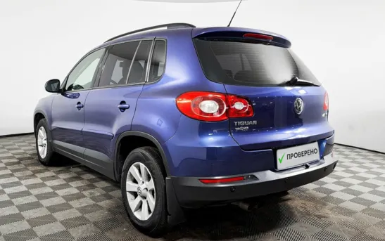 Volkswagen Tiguan 2.00 автоматическая, фото №4