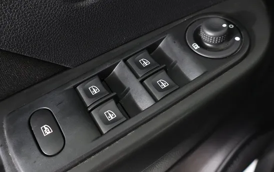 Renault Kaptur 1.60 вариатор, фото №15