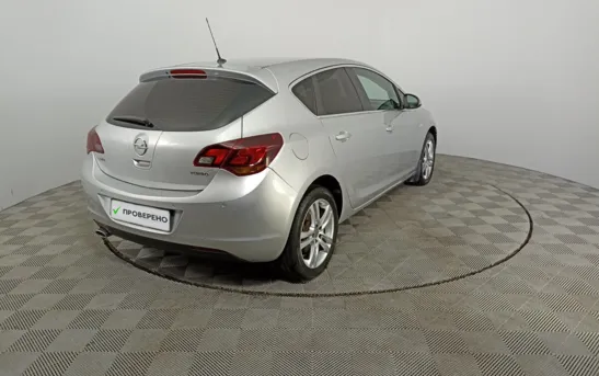 Opel Astra 1.40 автоматическая, фото №2