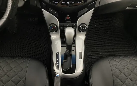 Chevrolet Cruze 1.80 автоматическая, фото №9